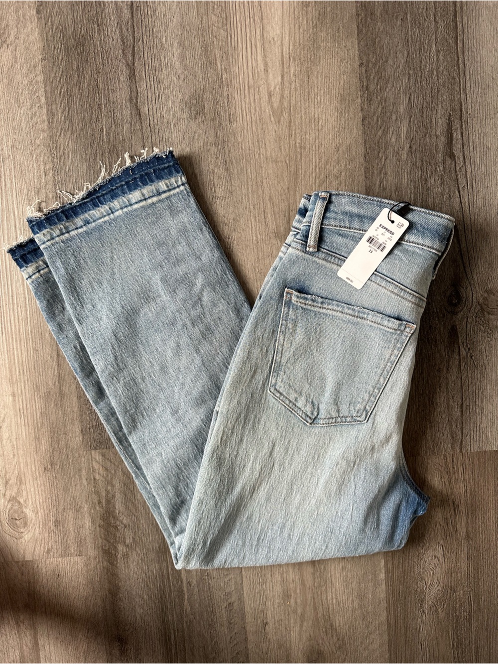 ✨ NWT Express High Rise Straight Ankle Raw Hem Denim Jeans